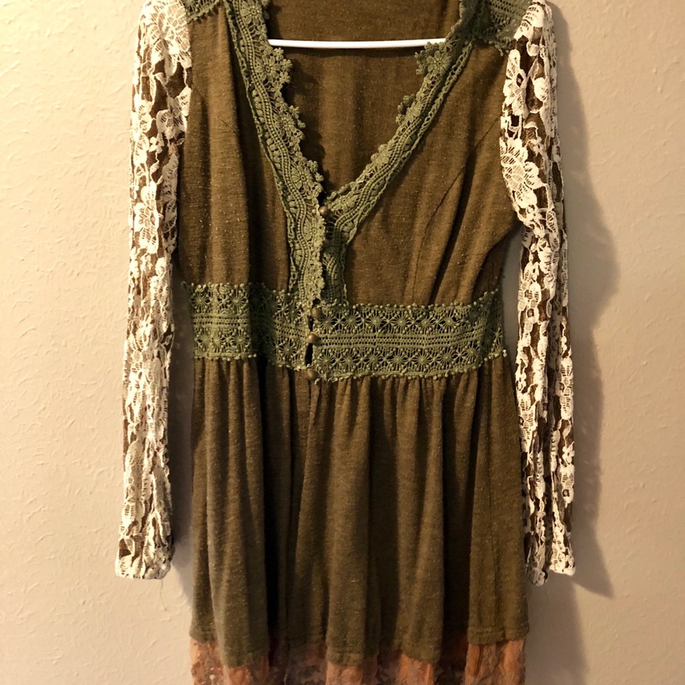 Green Long sleeve shirt